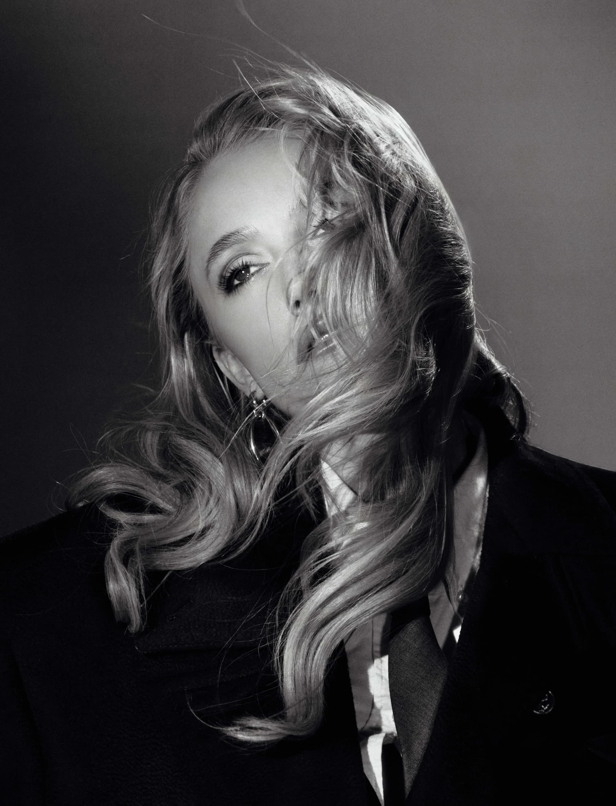 Maika Monroe x Flaunt 13